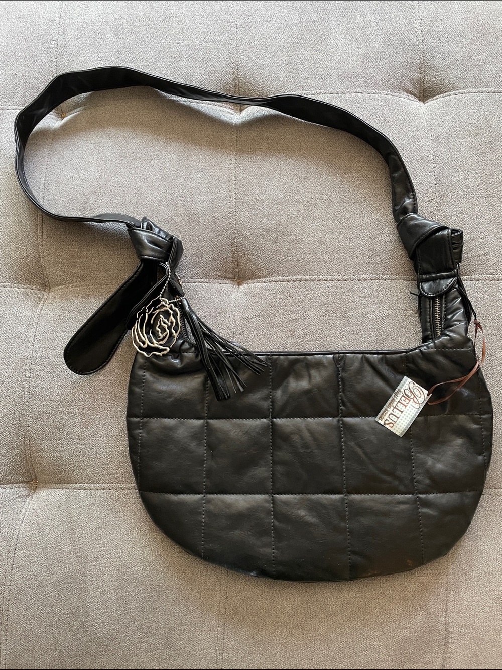 Gaya black shoulder bag (new).